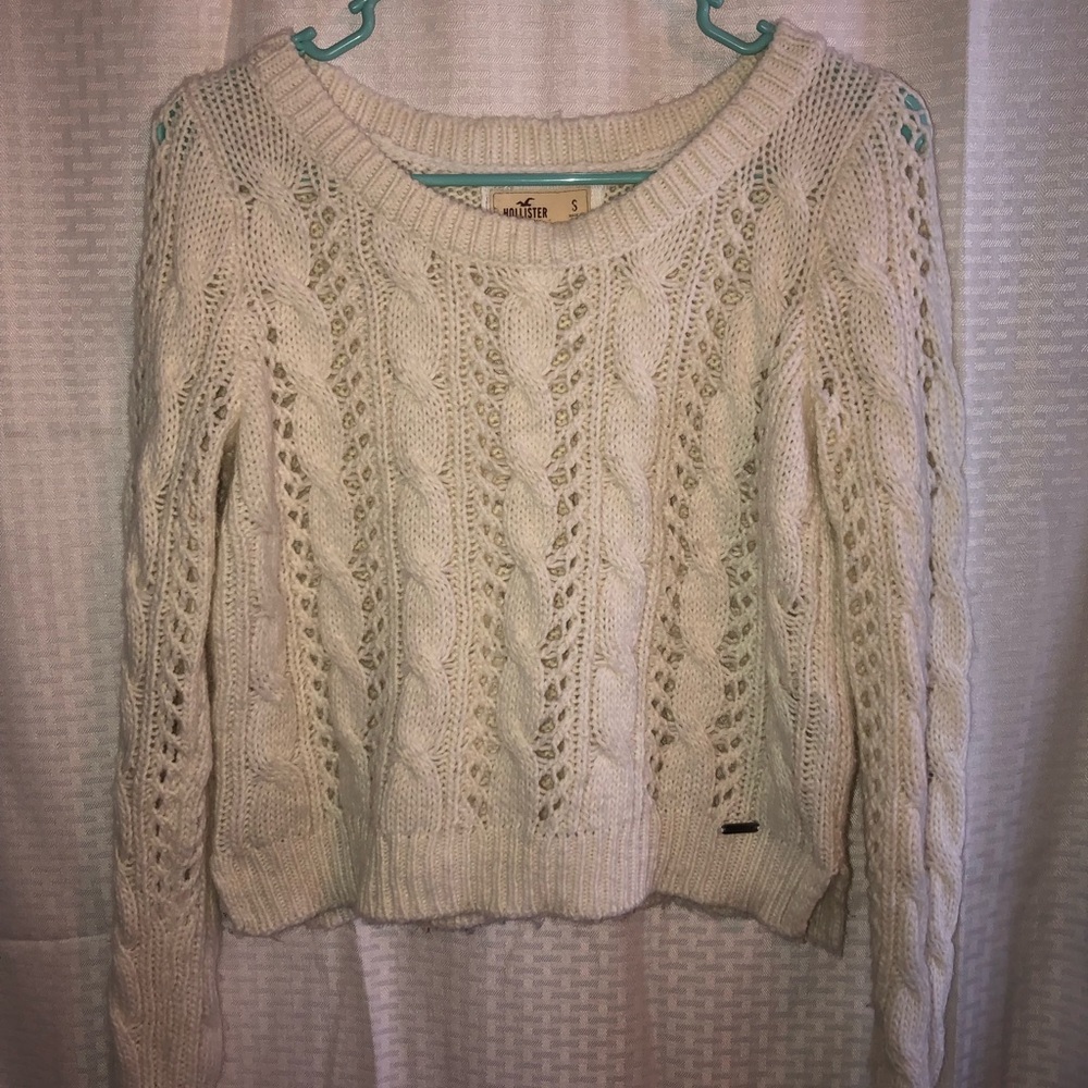 Hollister sweater size small